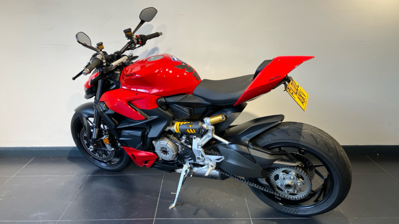 Ducati Streetfighter V2 (22MY)